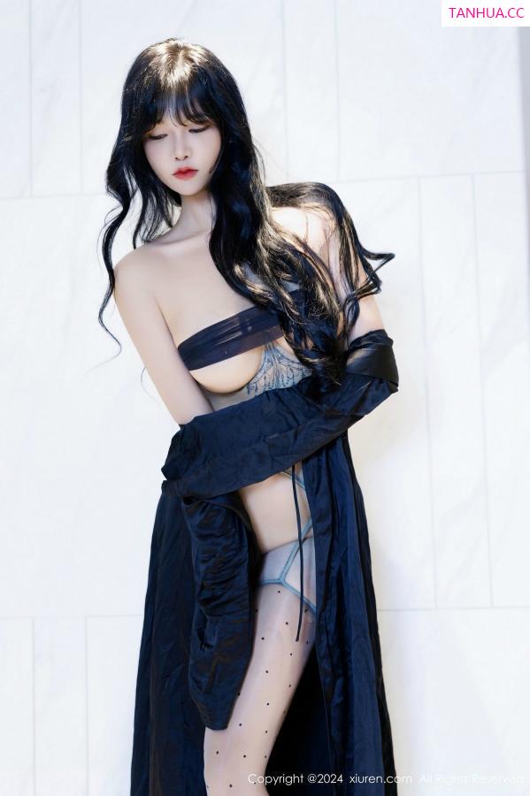 小娜比  [XiuRen]高清写真图 2024.12.10 No.9575 娜比 黑丝美腿第38张图片